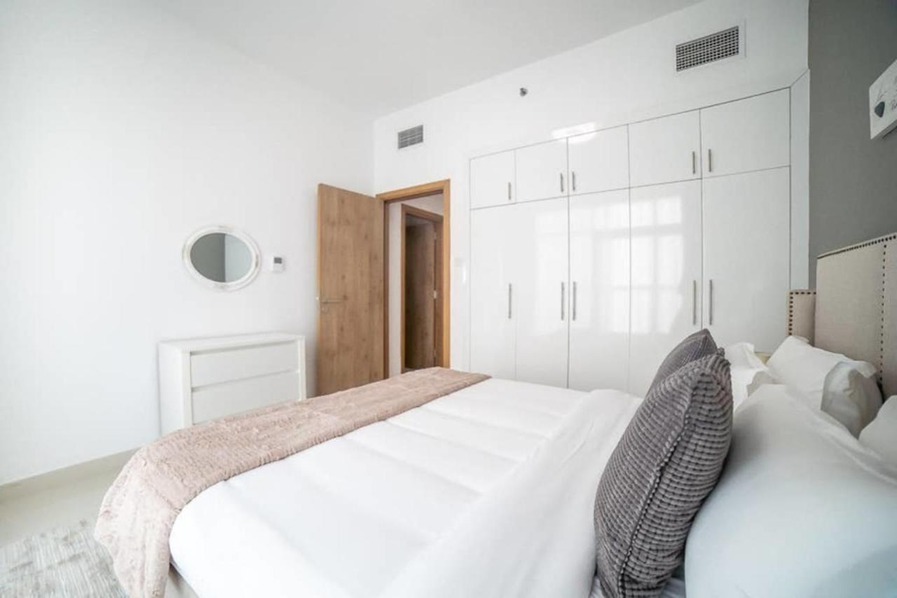 Continental Tower, Dubai Marina - Luton Vacation Homes ภายนอก รูปภาพ